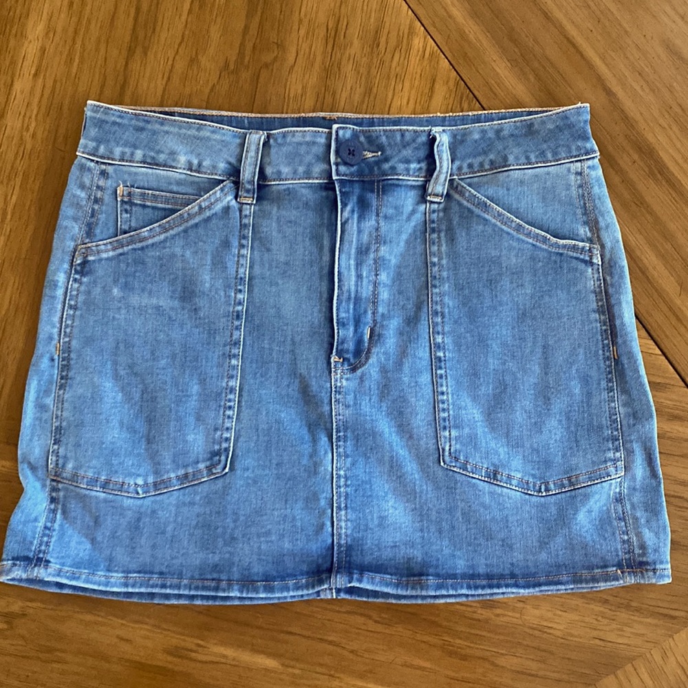 AMERICAN EAGLE DENIM MINI SKIRT